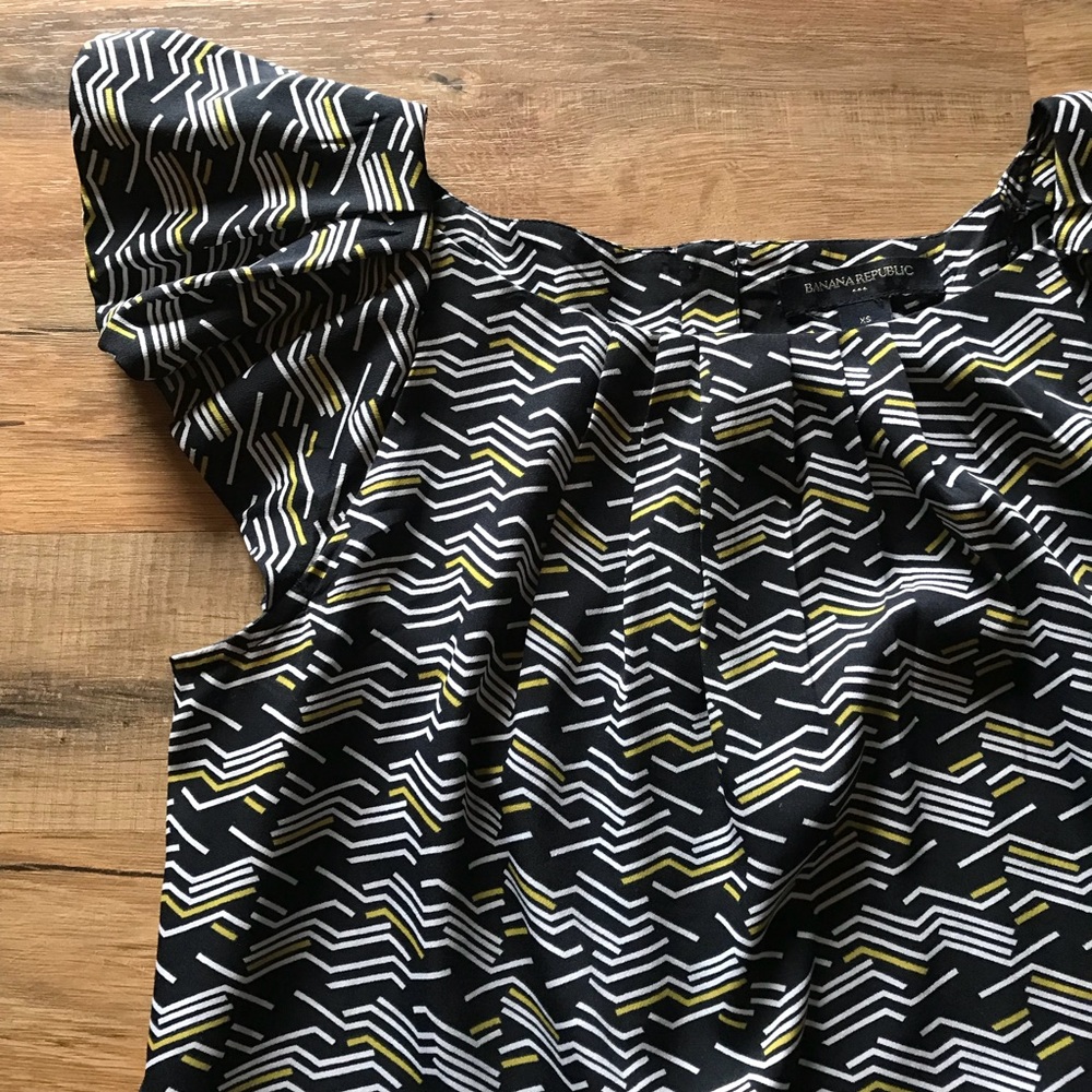 Banana Republic Flutter Sleeve Top, XS